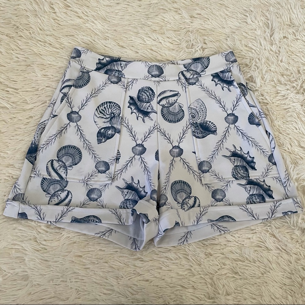 BLACKMILK SHOREPAPER CUFFED SHORTS